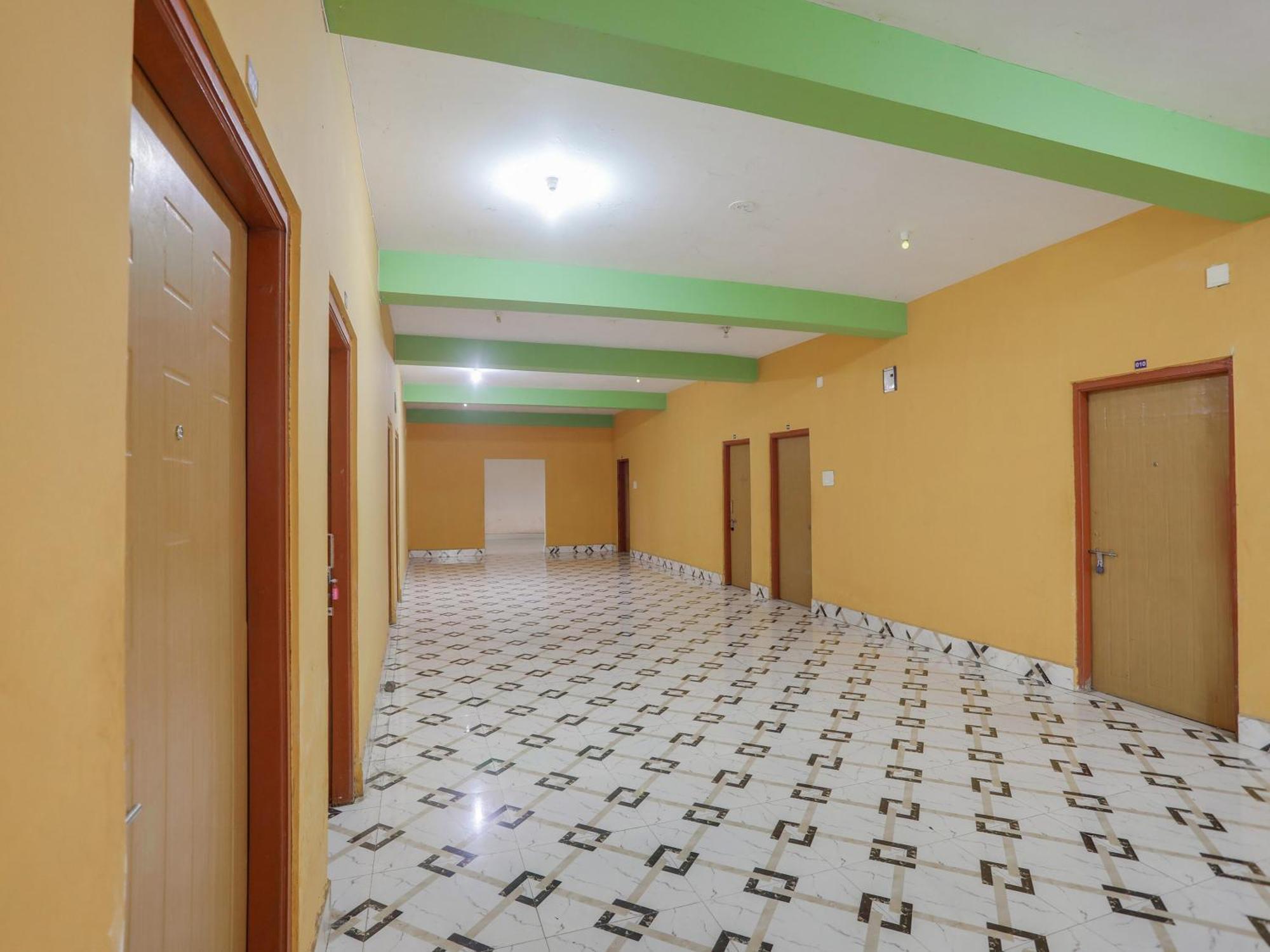 Hotel O Mountain View Lodge And Guest House Janla Экстерьер фото